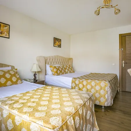 Ankatra Hotel 3*